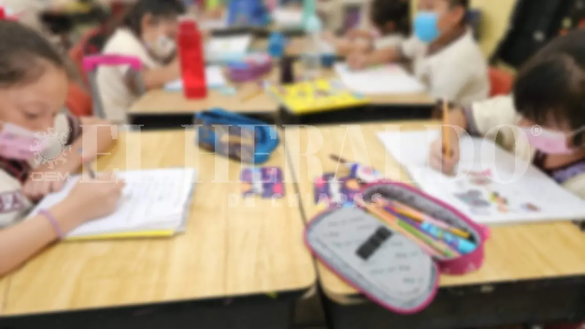 escuelas con cubrebocas 