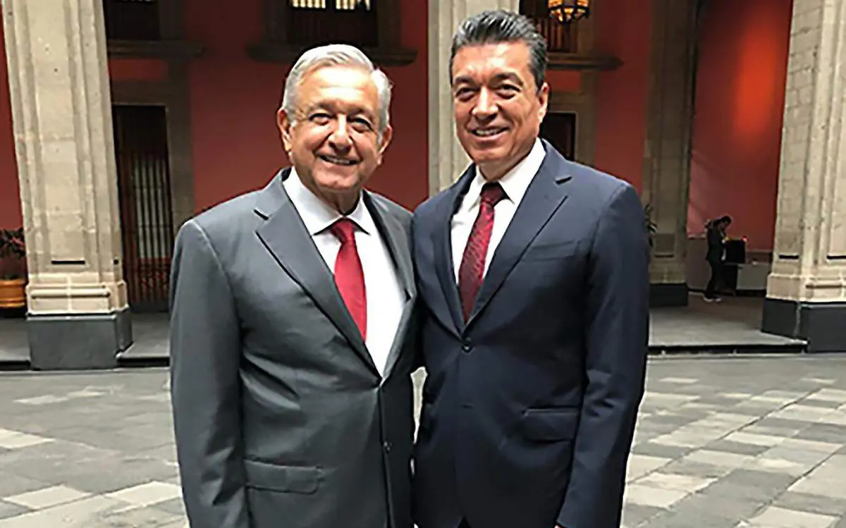 AMLO y REC