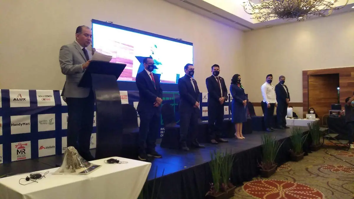 arquitectos directiva