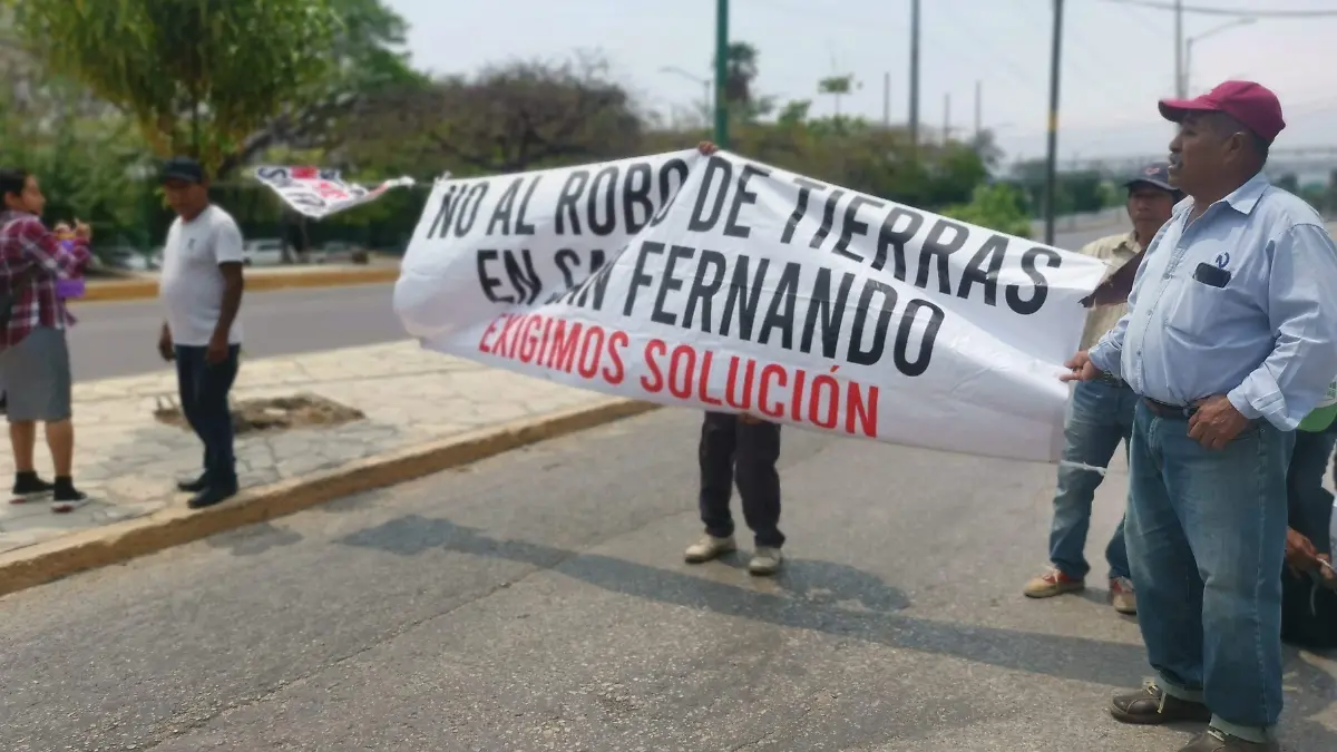 no al robo de tierras