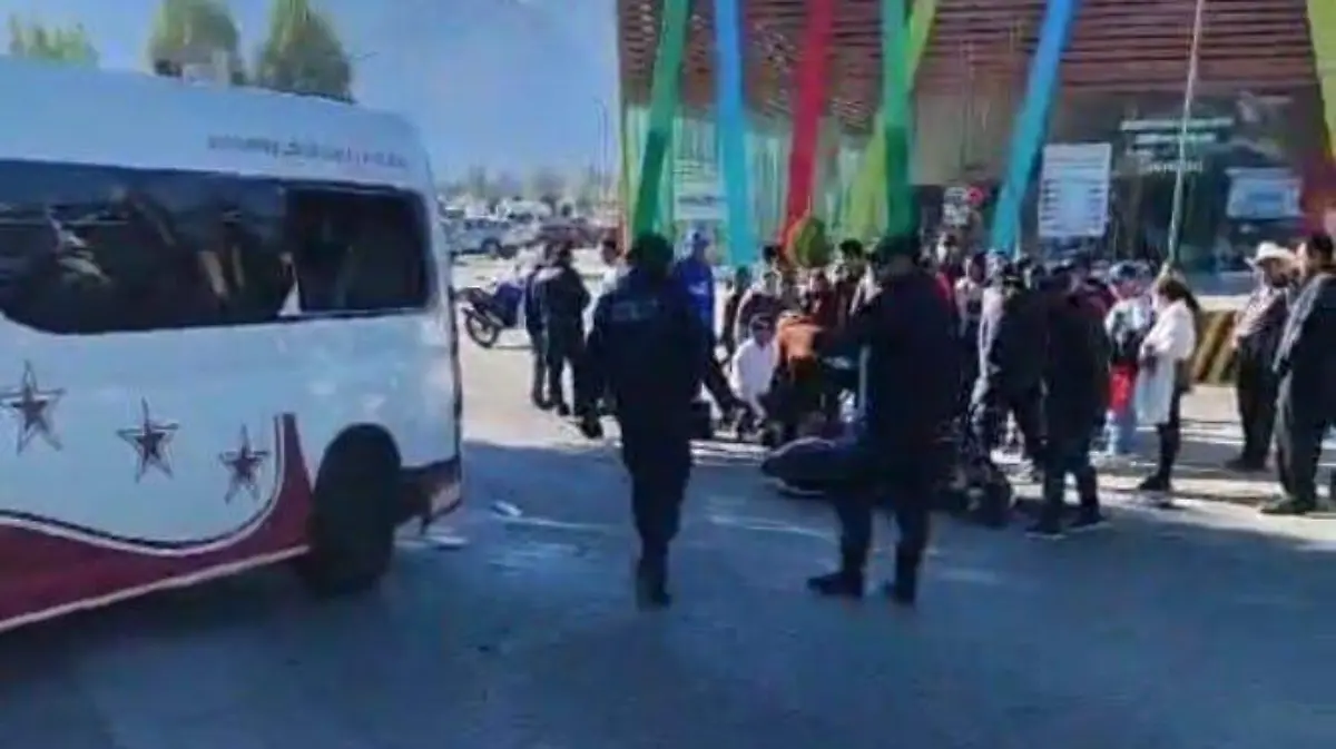 Accidente en San Cristóbal deja dos lesionados