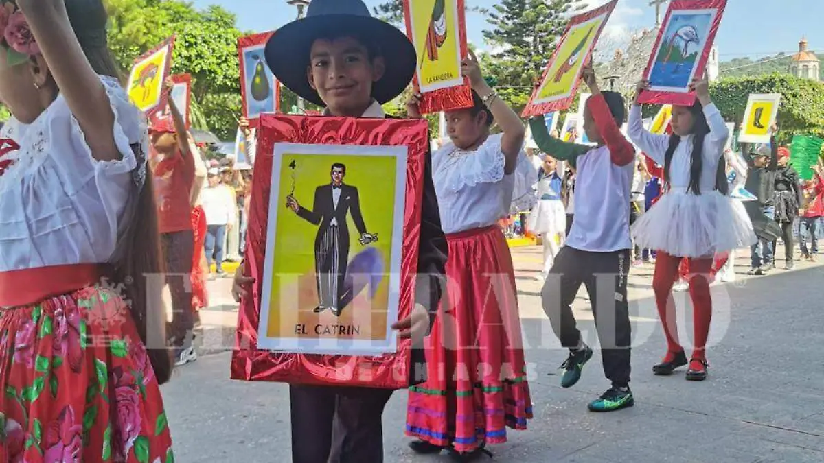 desfile en Coita3