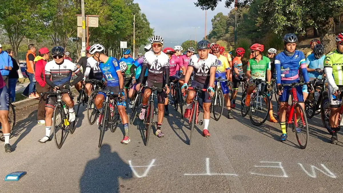 ciclistas en sancris