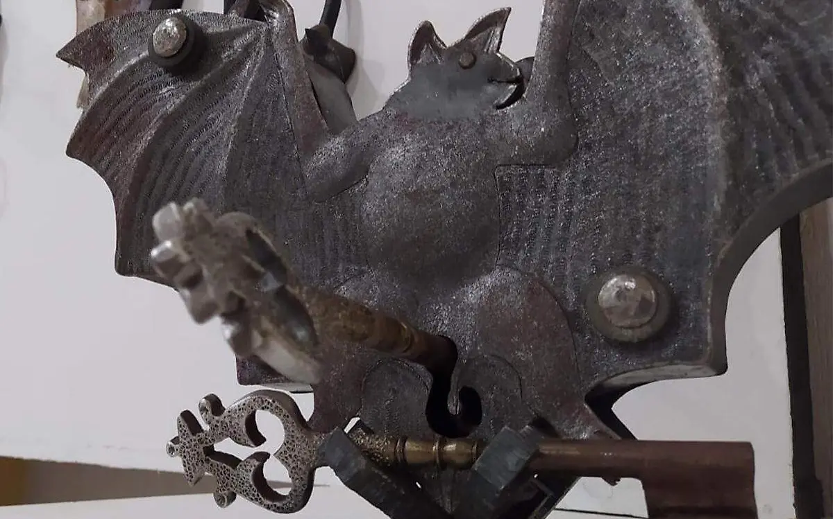 murciélago de metal 