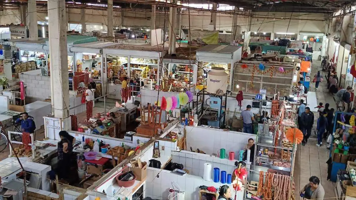 mercado necesita remodelacion en san cristobal
