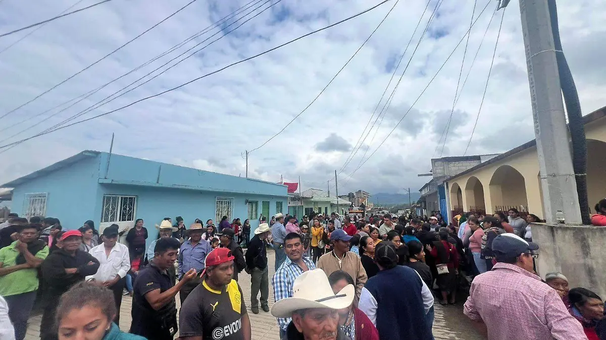 marcha en altamirano por ejidatarios