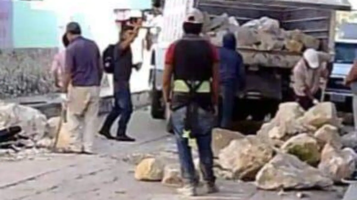 recogen escombro en Altamirano