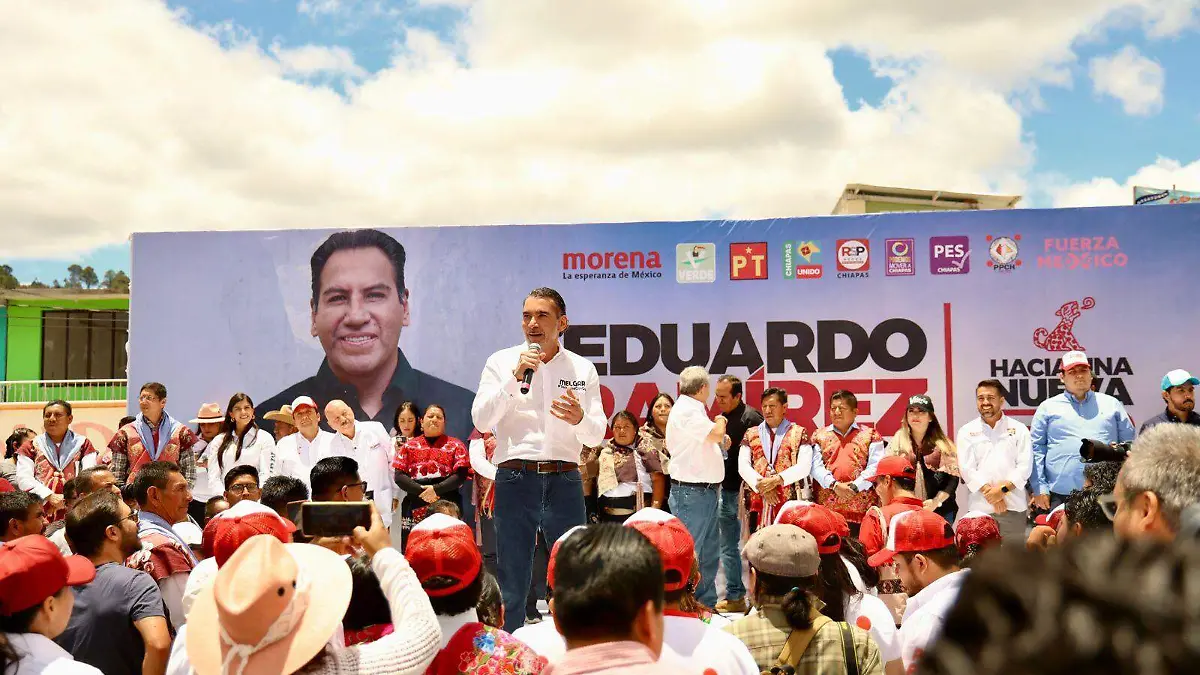 Conferencia en gira