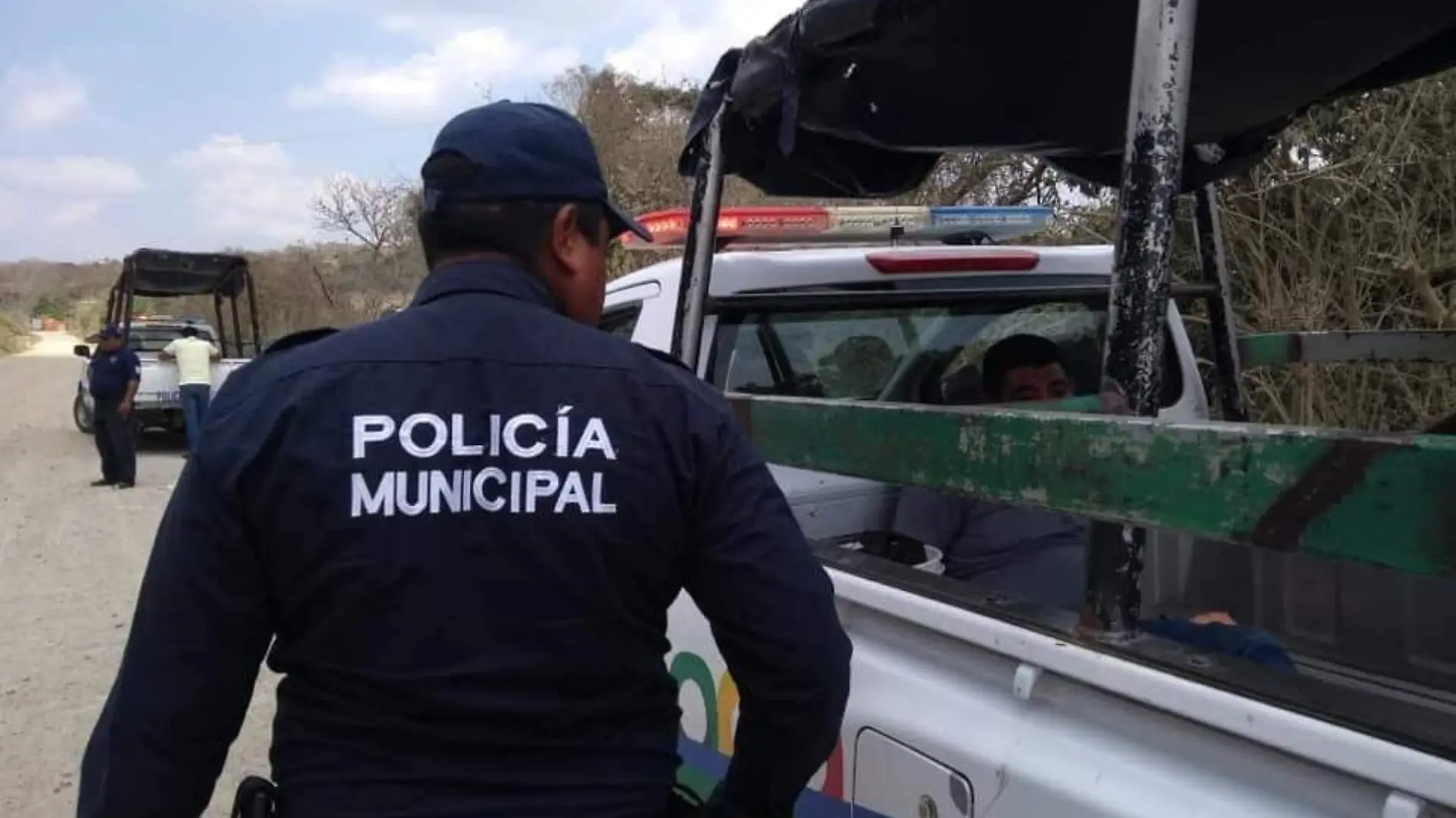 policias