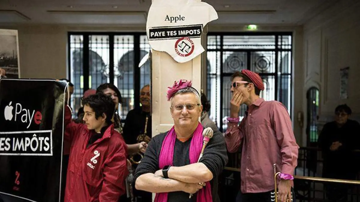 APPLE-AFP