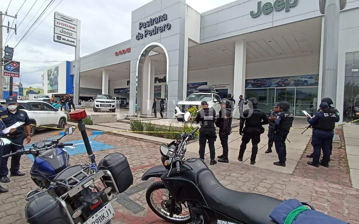 Policías (2)