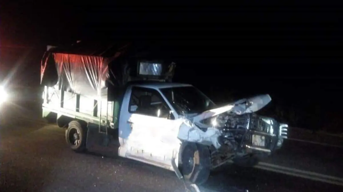 estaquita accidente trailer