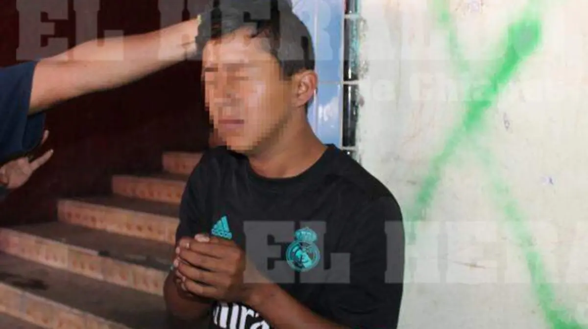 DETENIDO (1)