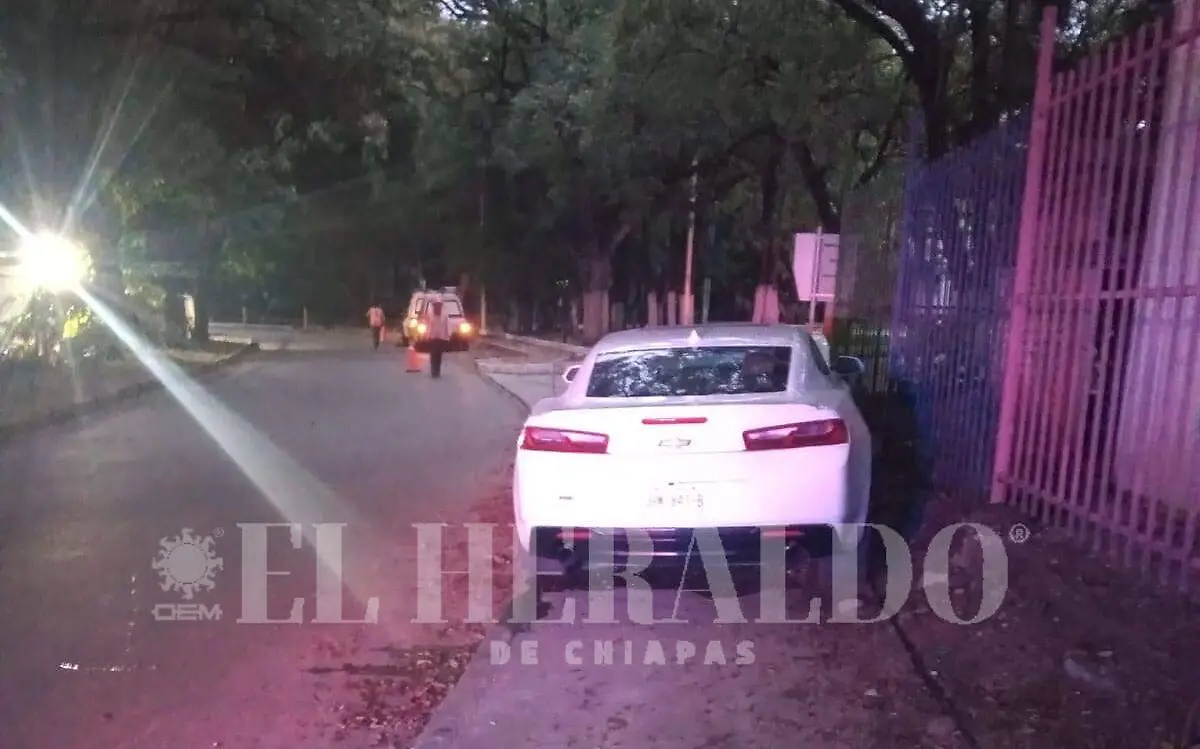 camaro destruido 1 (2)