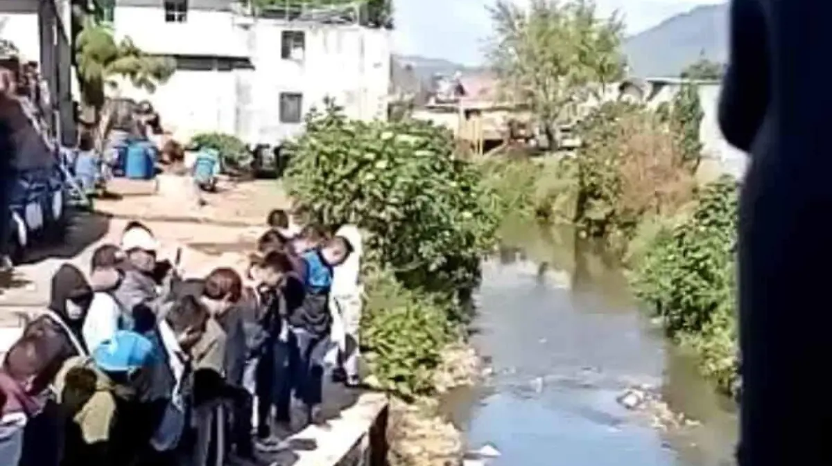 avientan al río