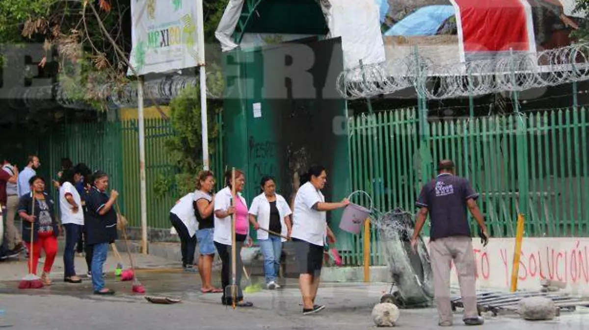 MANIFESTACIONES  (2)