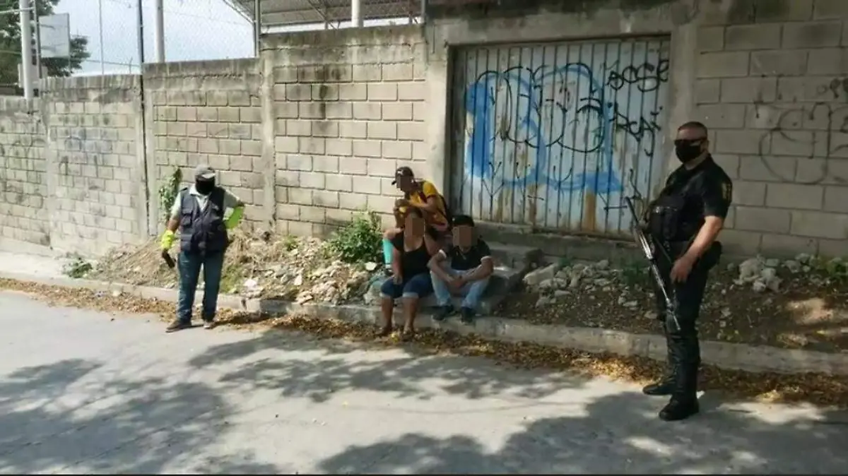 riña 2