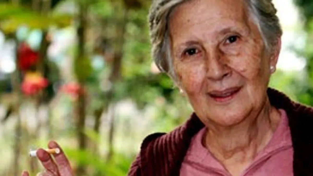 Maria-teresa-Uribe-LR