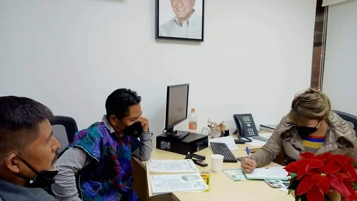 indígenas en congreso 