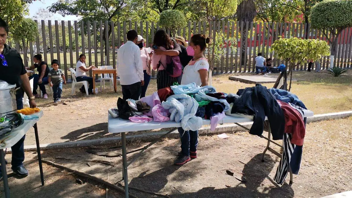 donación de cobijas y colchones 