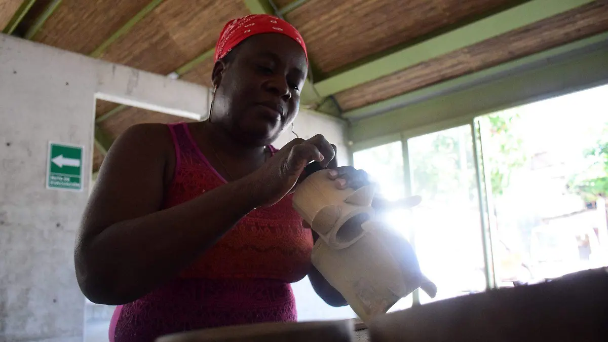 Geofagia, la práctica entre haitianos de comer tierra