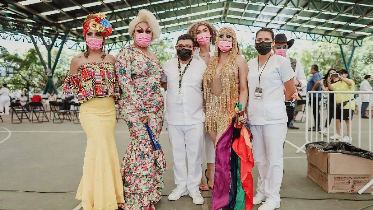 comunidad lgbt se vacuna 2