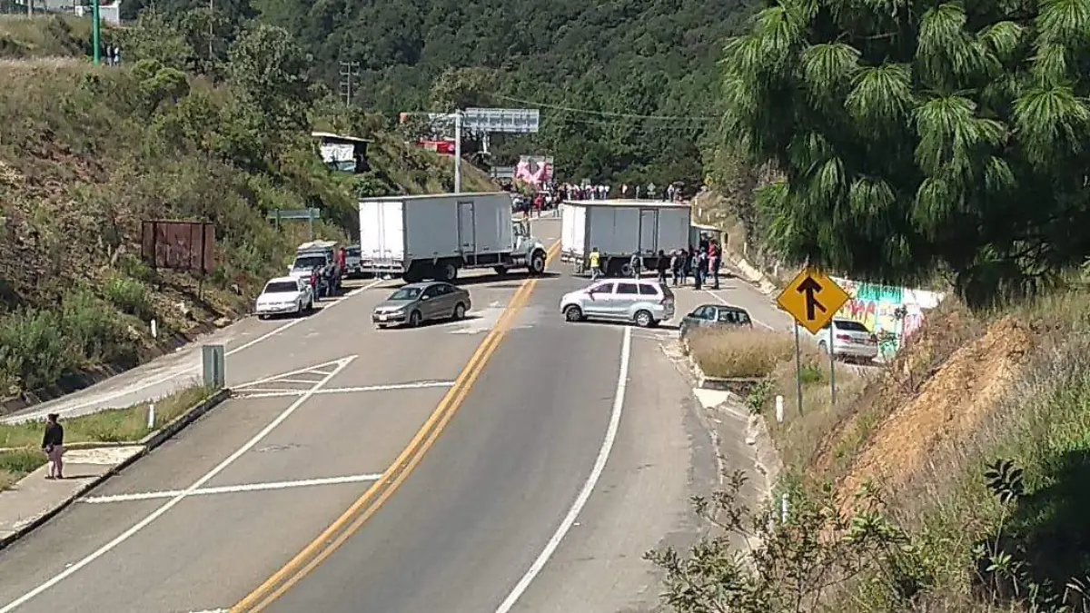 Bloqueo maestros- autopista