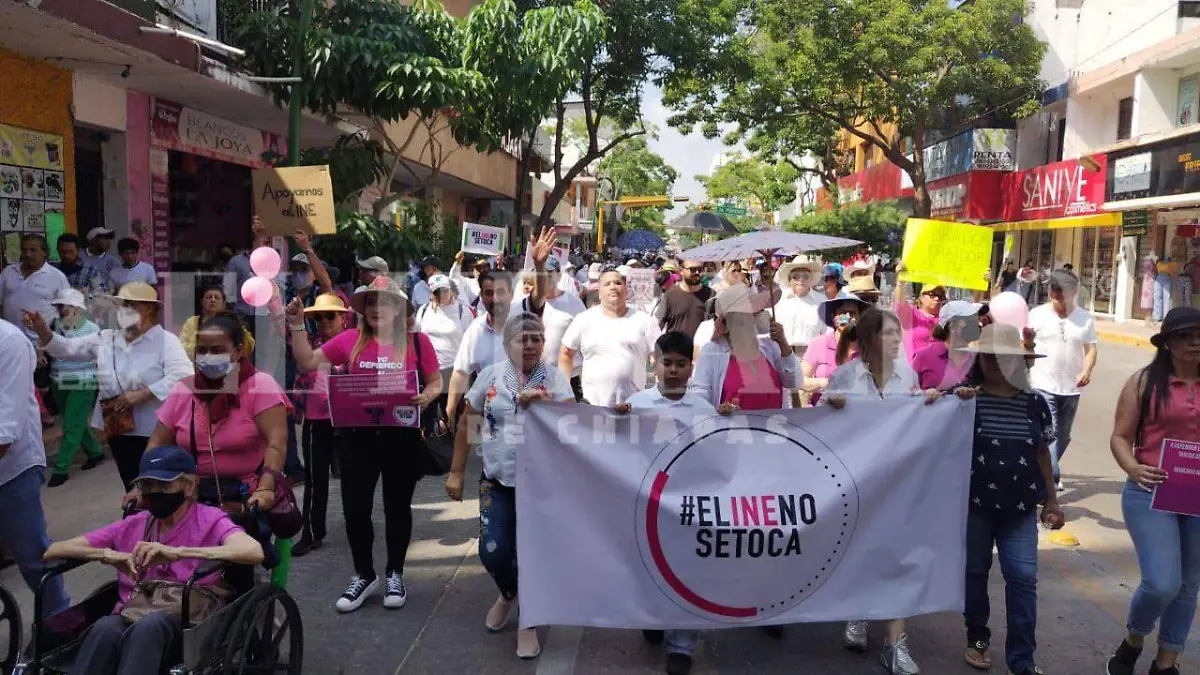 INE marcha