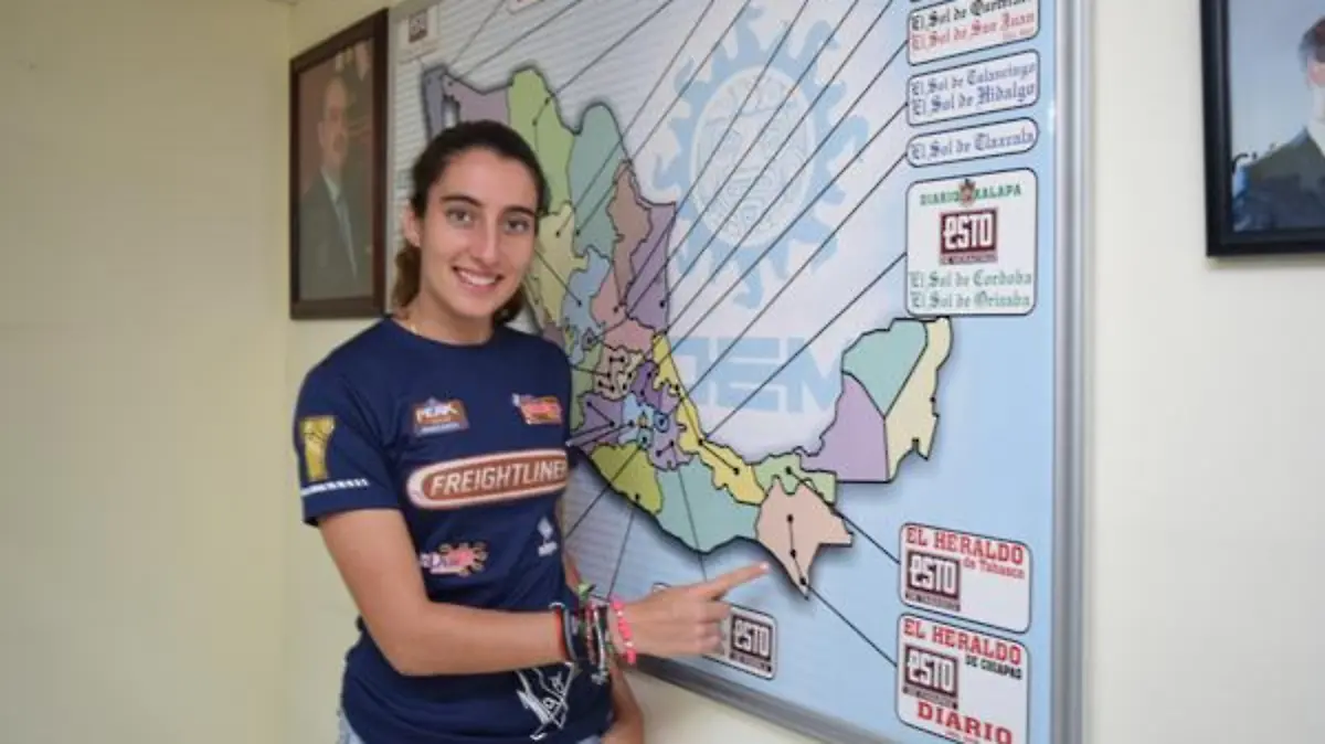 Majo Rodriguez AEG (6)