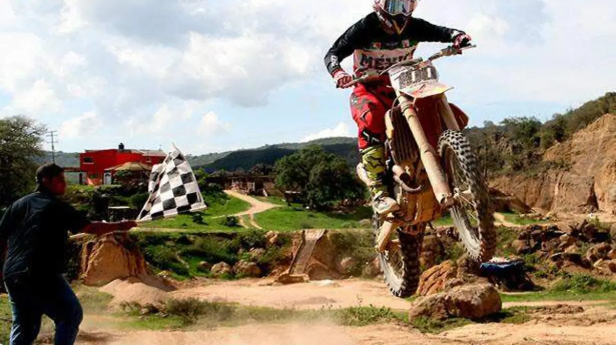 MOTOCROSS (2)