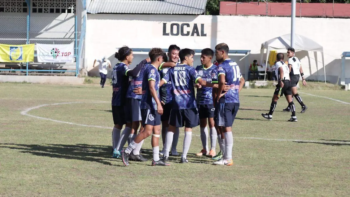 Canoeros de Acala golea 4-1 a Alebrijes