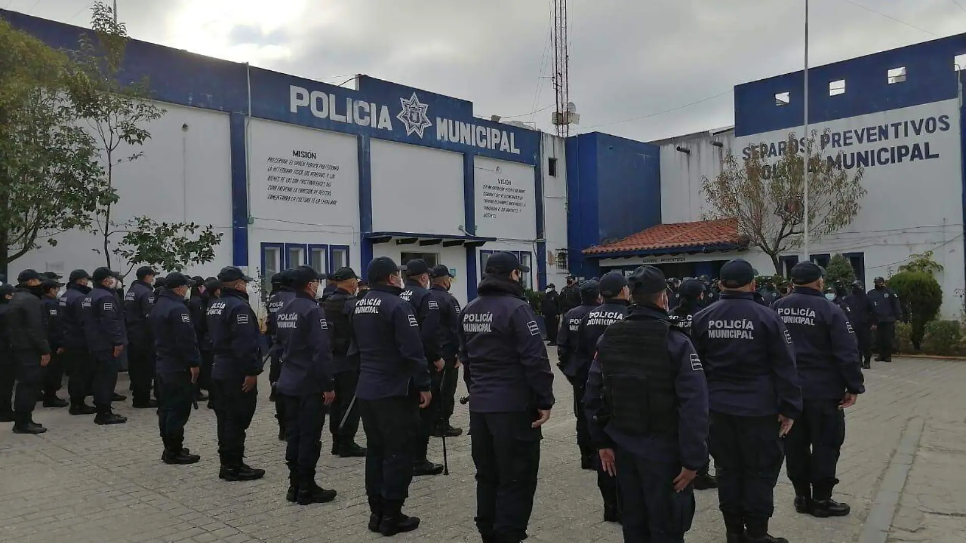 Policías