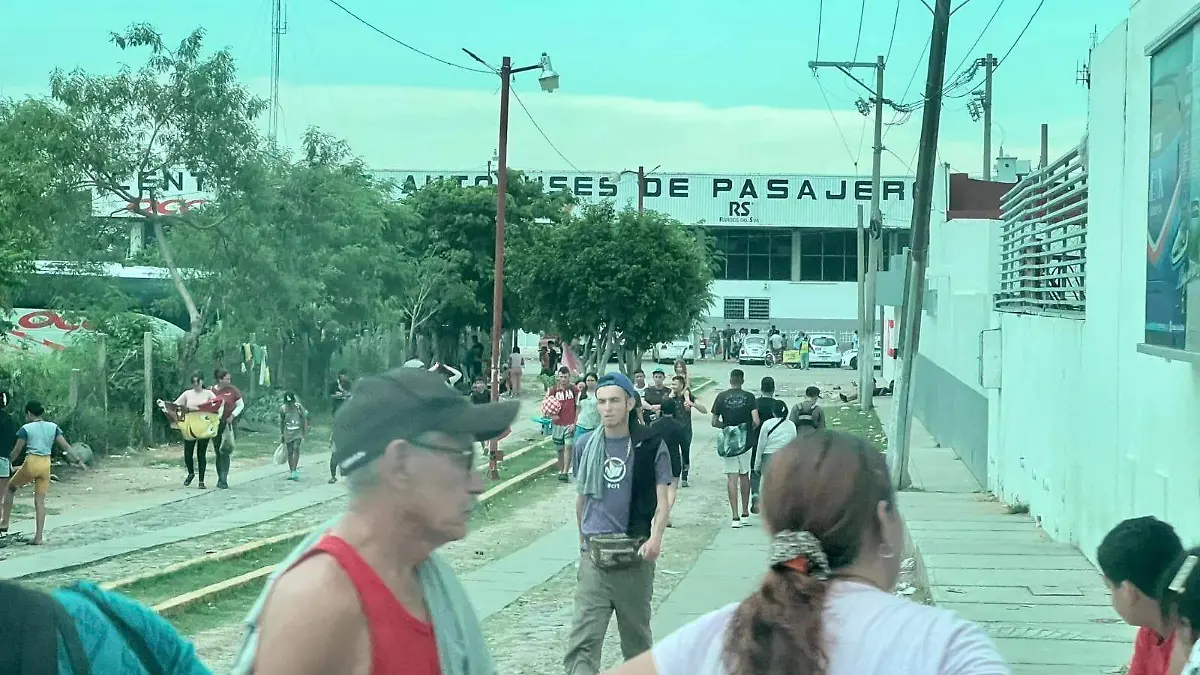 migrantes en terminales