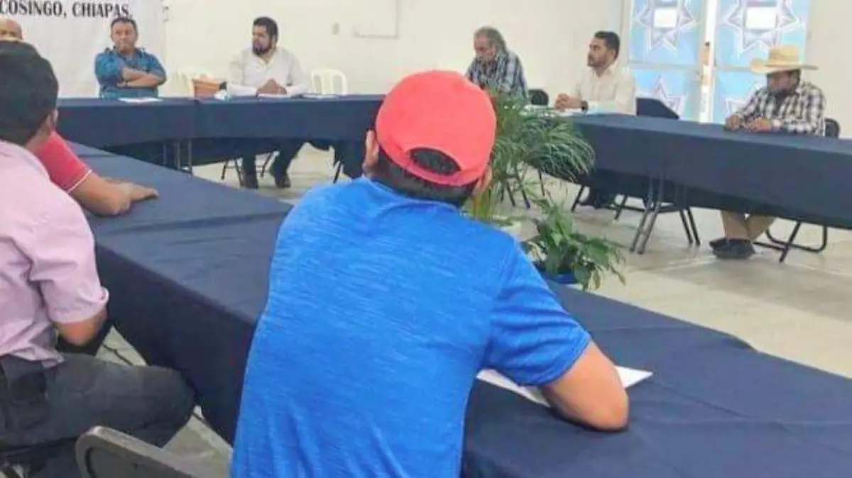 Mesa de atención a manifestantes