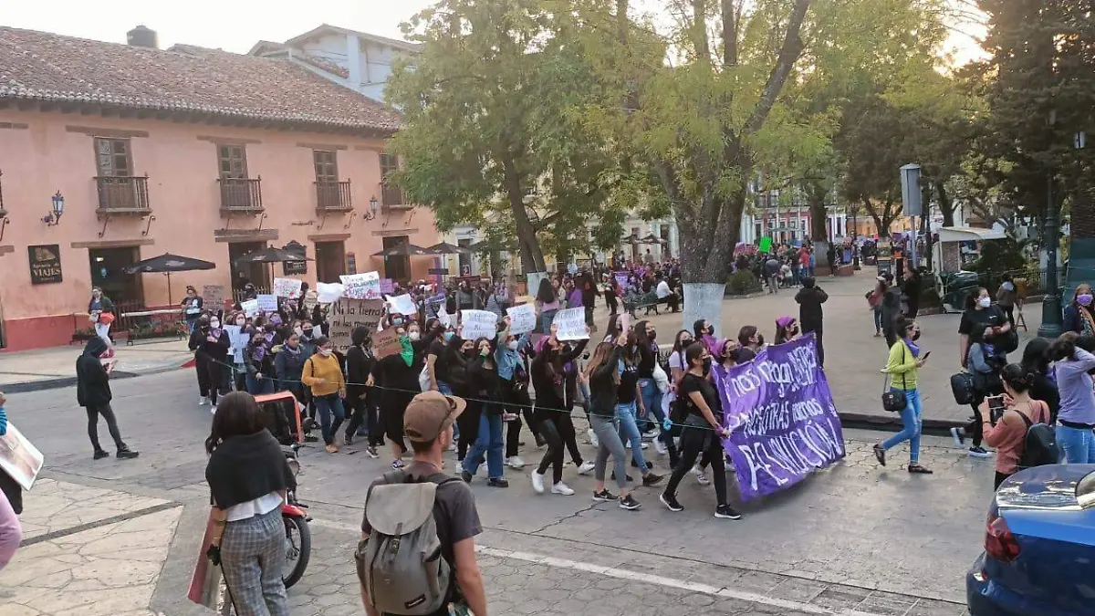 Marcha SC : Gil Morales