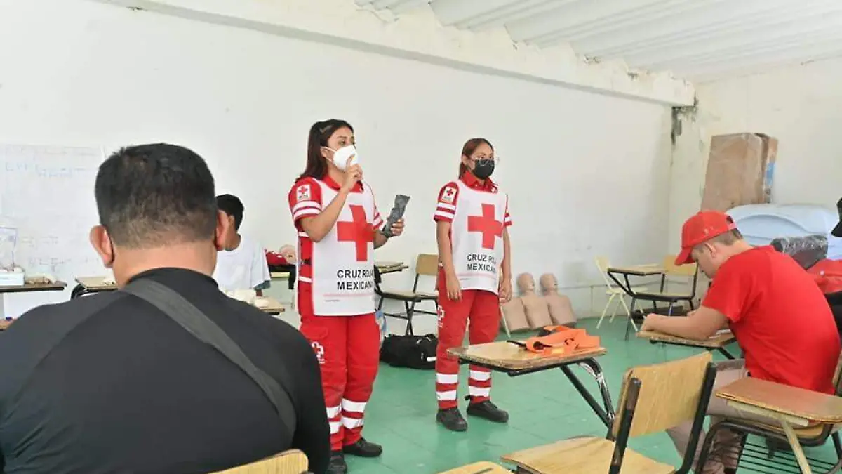 Curso de primeros auxilios en Ocozocoautla