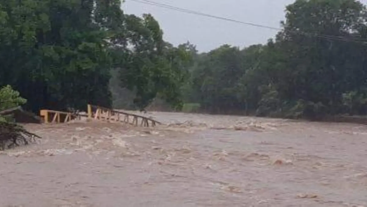 río puente lluvias 3