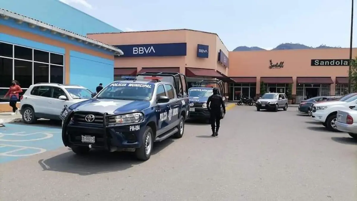 Policías municipal