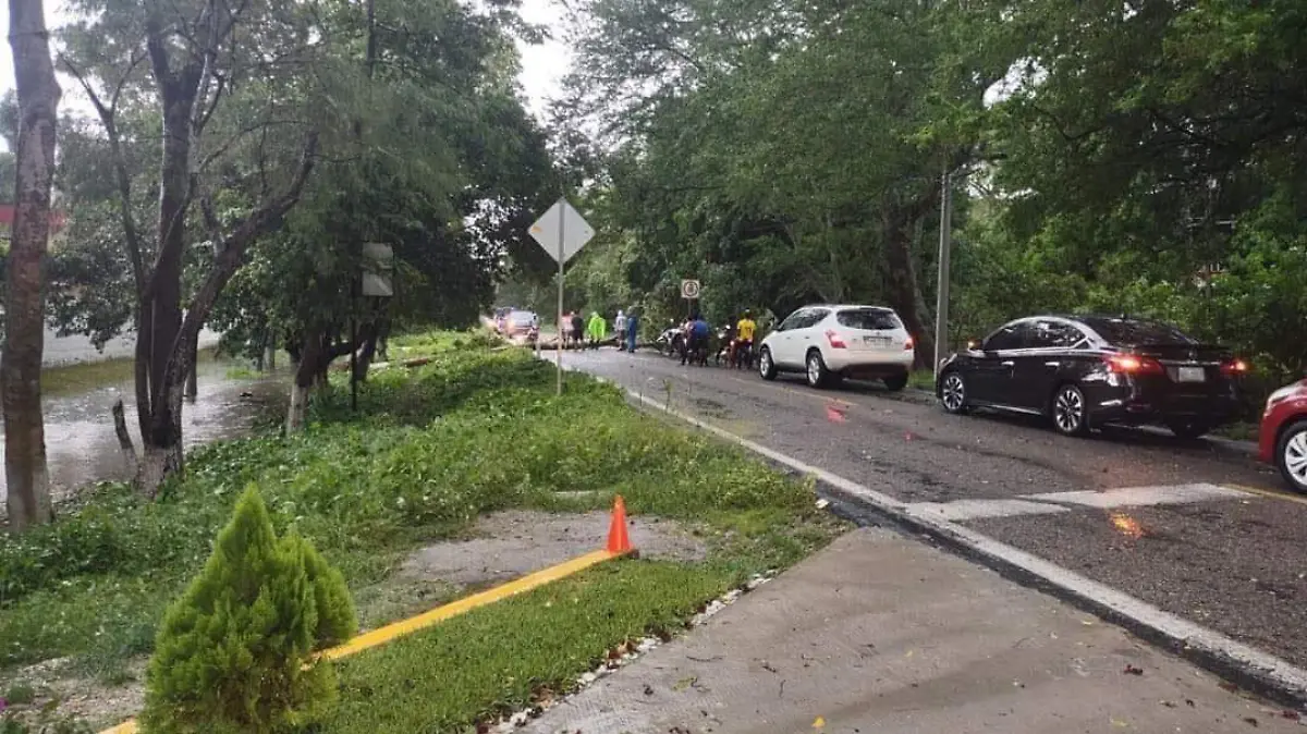Lluvia con granizo en Tonalá