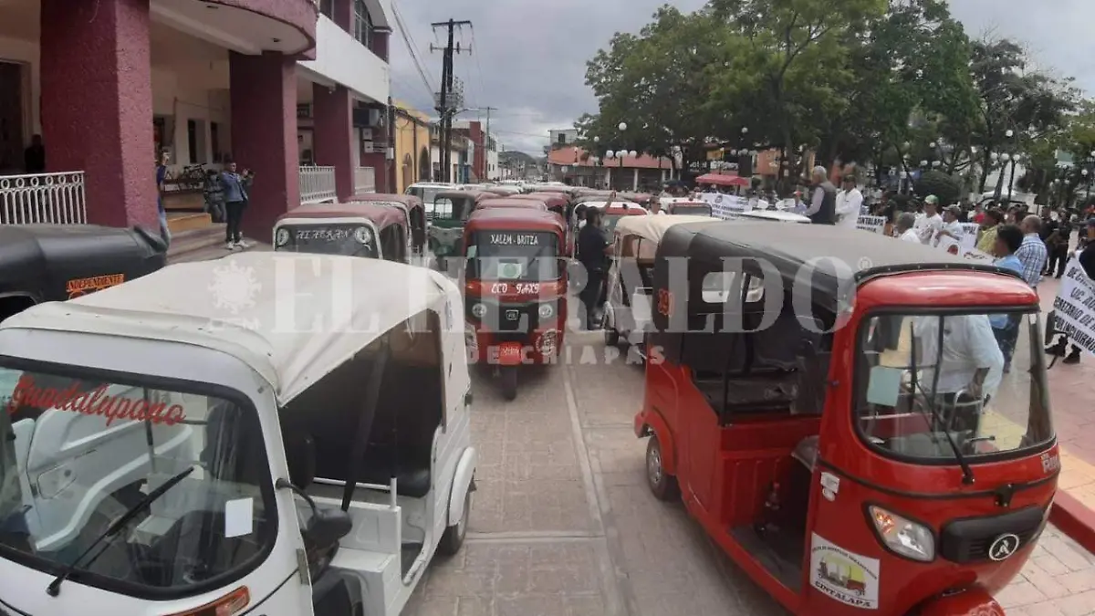 Mototaxis