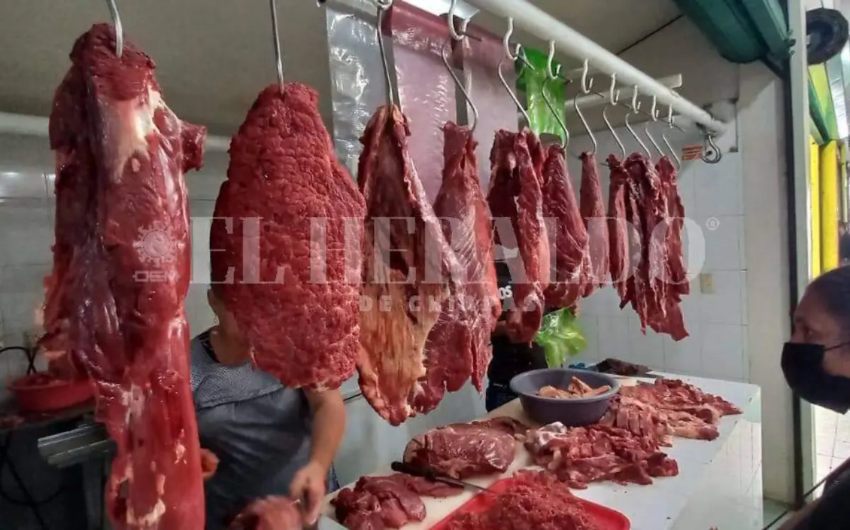 Ante escasez de ganado sube precio de carne de res