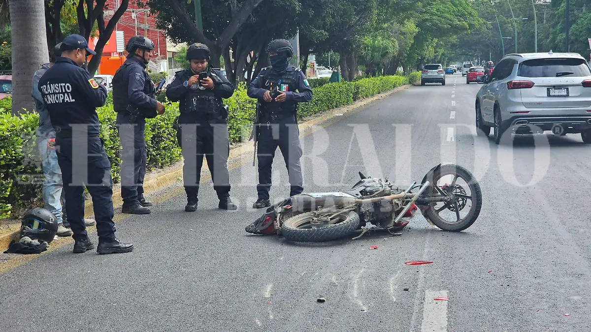 Motocicleta atropellada
