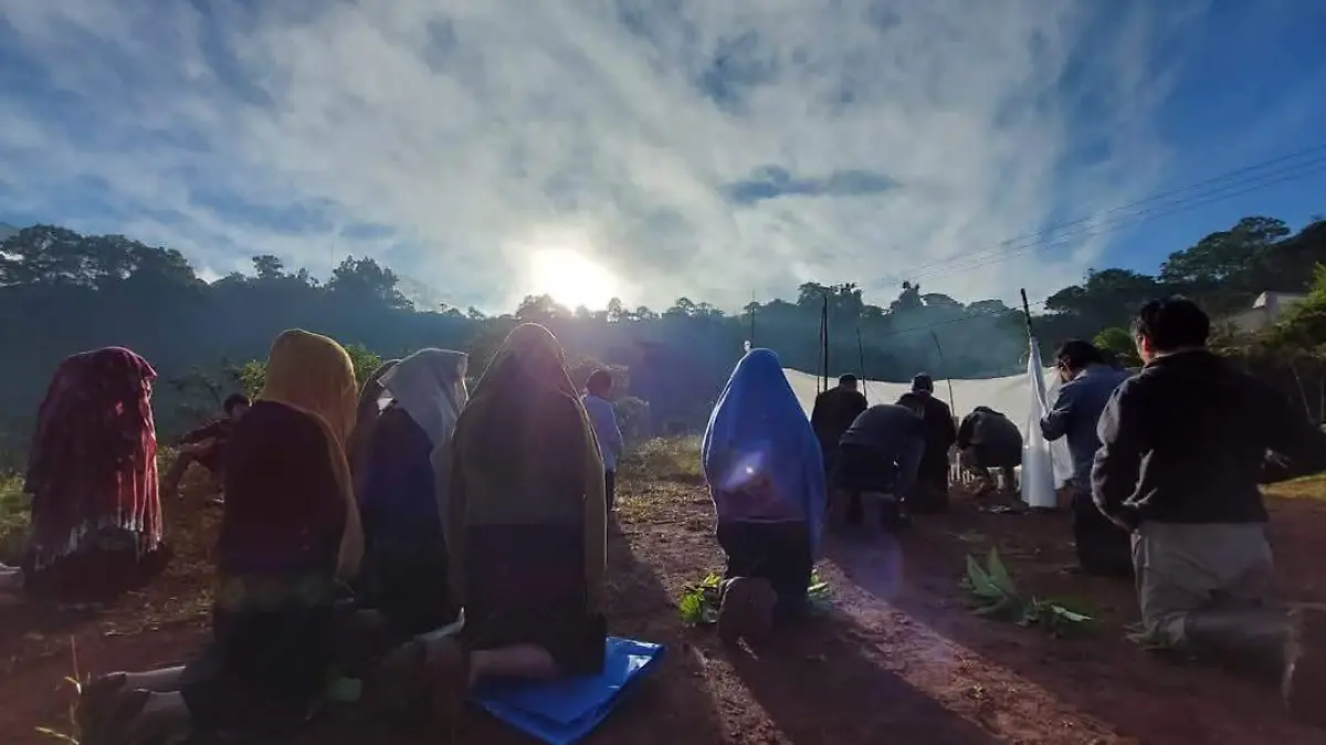 Rezando por muertos de Acteal