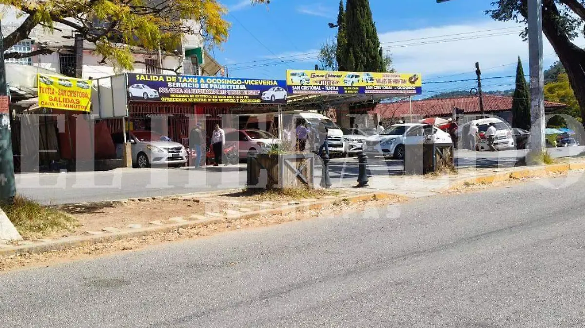 Transportistas aumentan pasaje