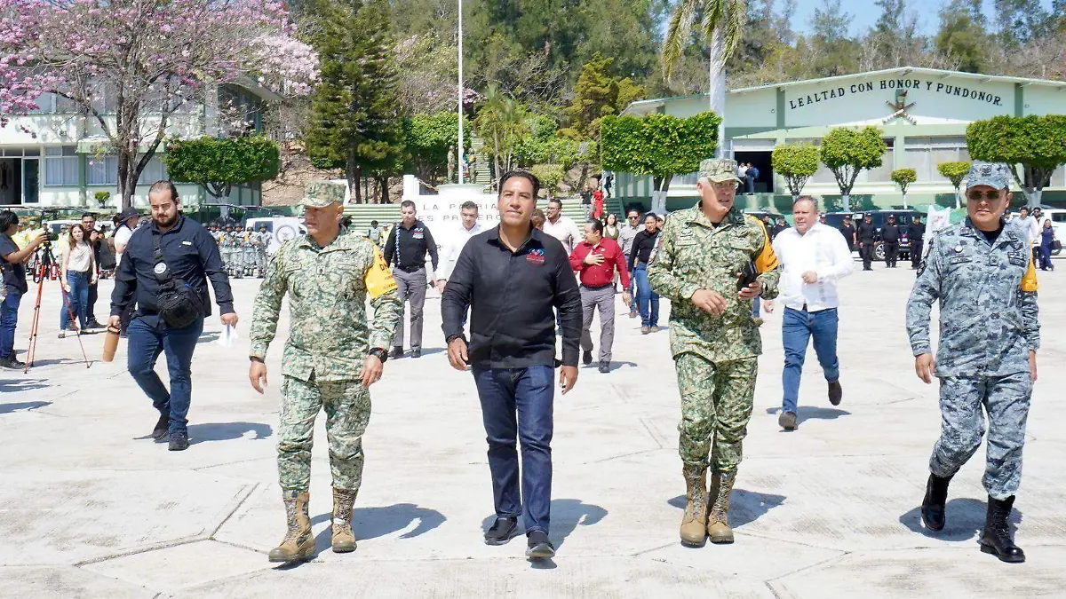 Gobernador con mandos