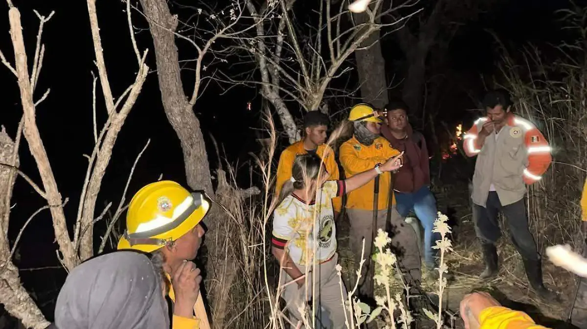 elementos de protección civil