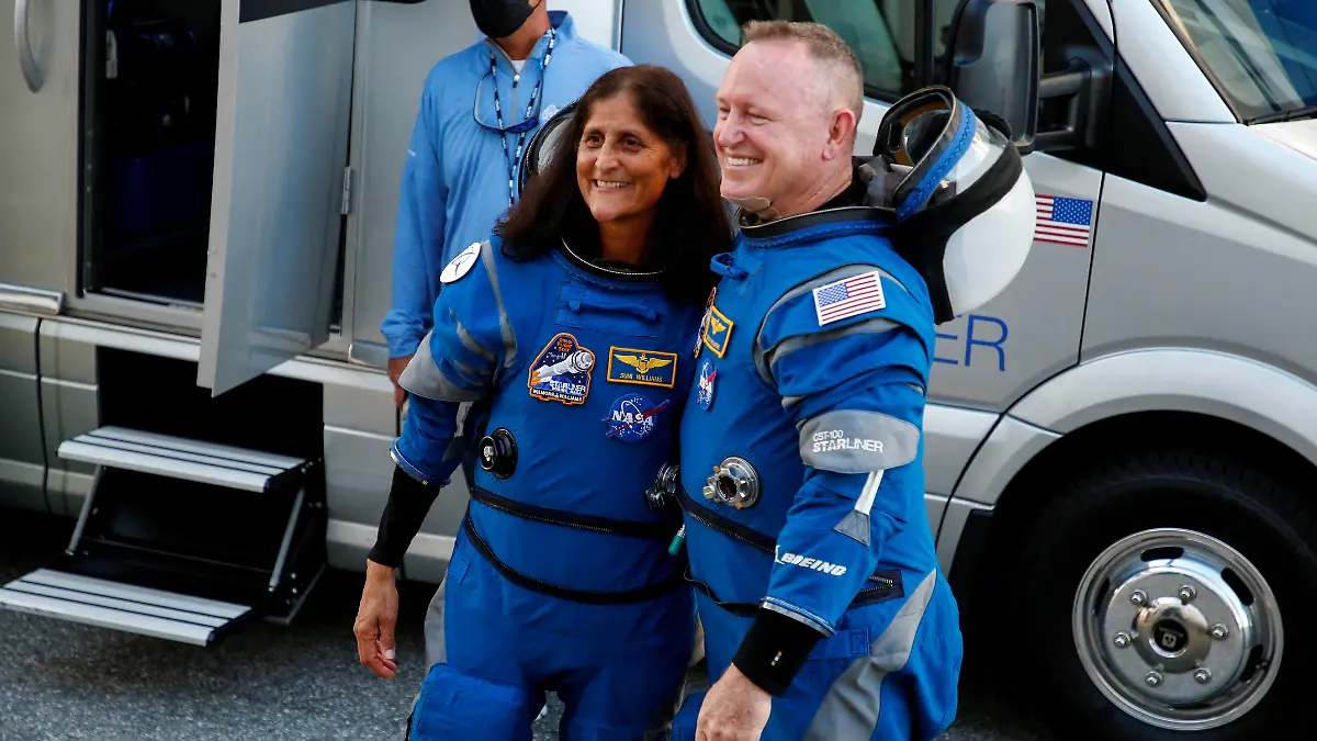 astronautas varados en la Estación Espacial
