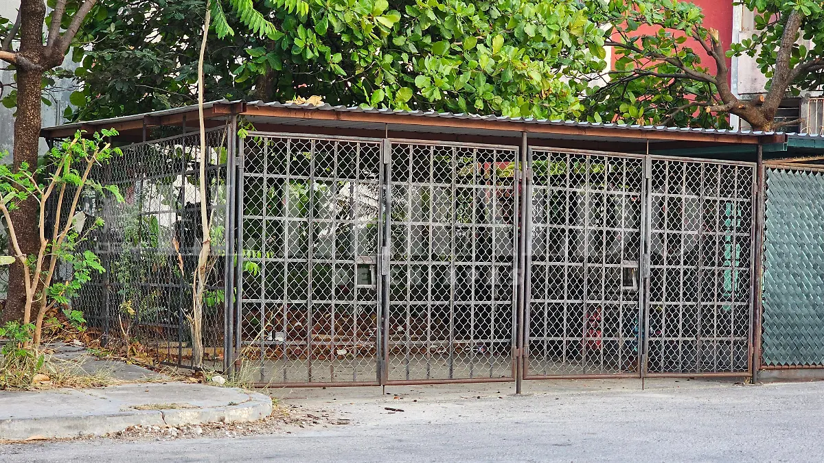 Estacionamiento jaulas Fovissste Paraíso