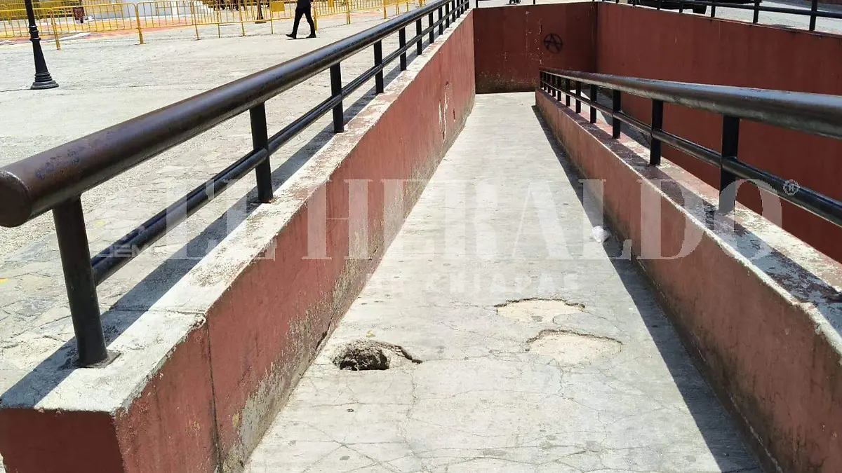 Hoyo en Plaza de San Cristobal