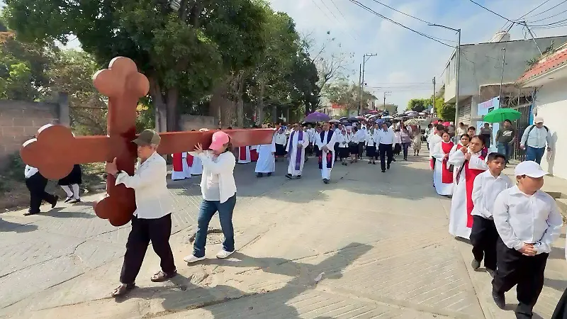 Cruz cargada